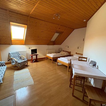 Haramia Csapszék és Fogadó Szombathely Extérieur photo