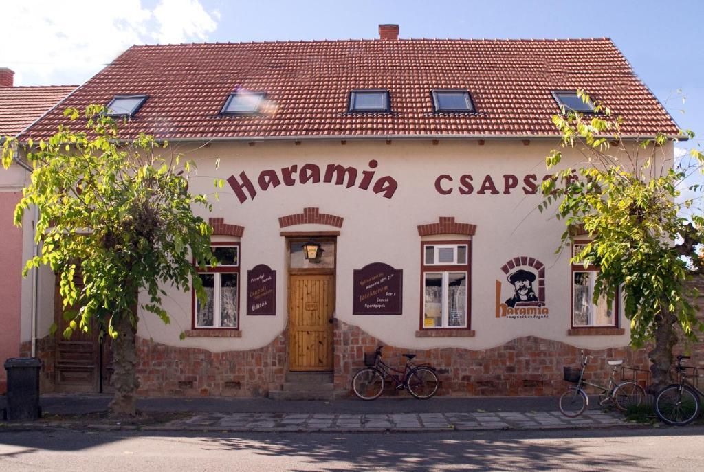 Haramia Csapszék és Fogadó Szombathely Extérieur photo